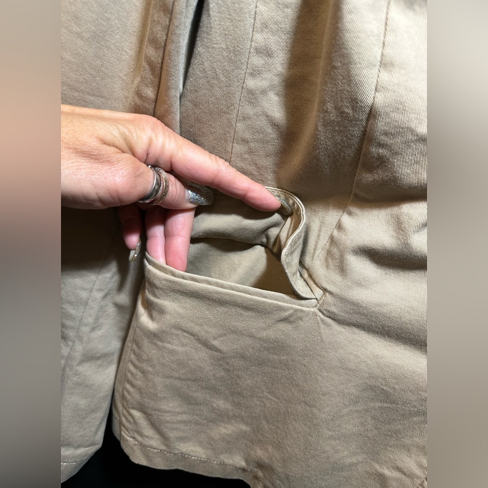 Talbots Tan Blazer 2 Front Pockets, 2 Button Clos… - image 7